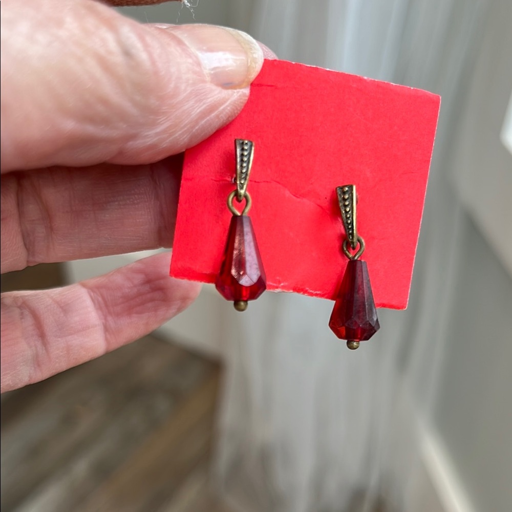 Vintage Victorian Style Avon Earrings